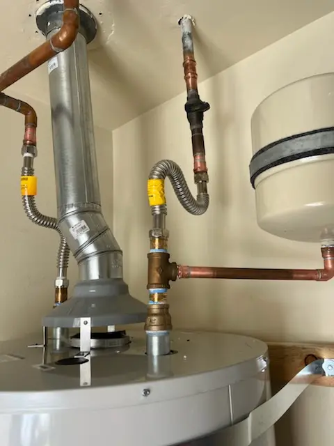 Water heater installation and plumbing repair in Delmont